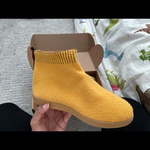 Boys Fall boots - brand new!